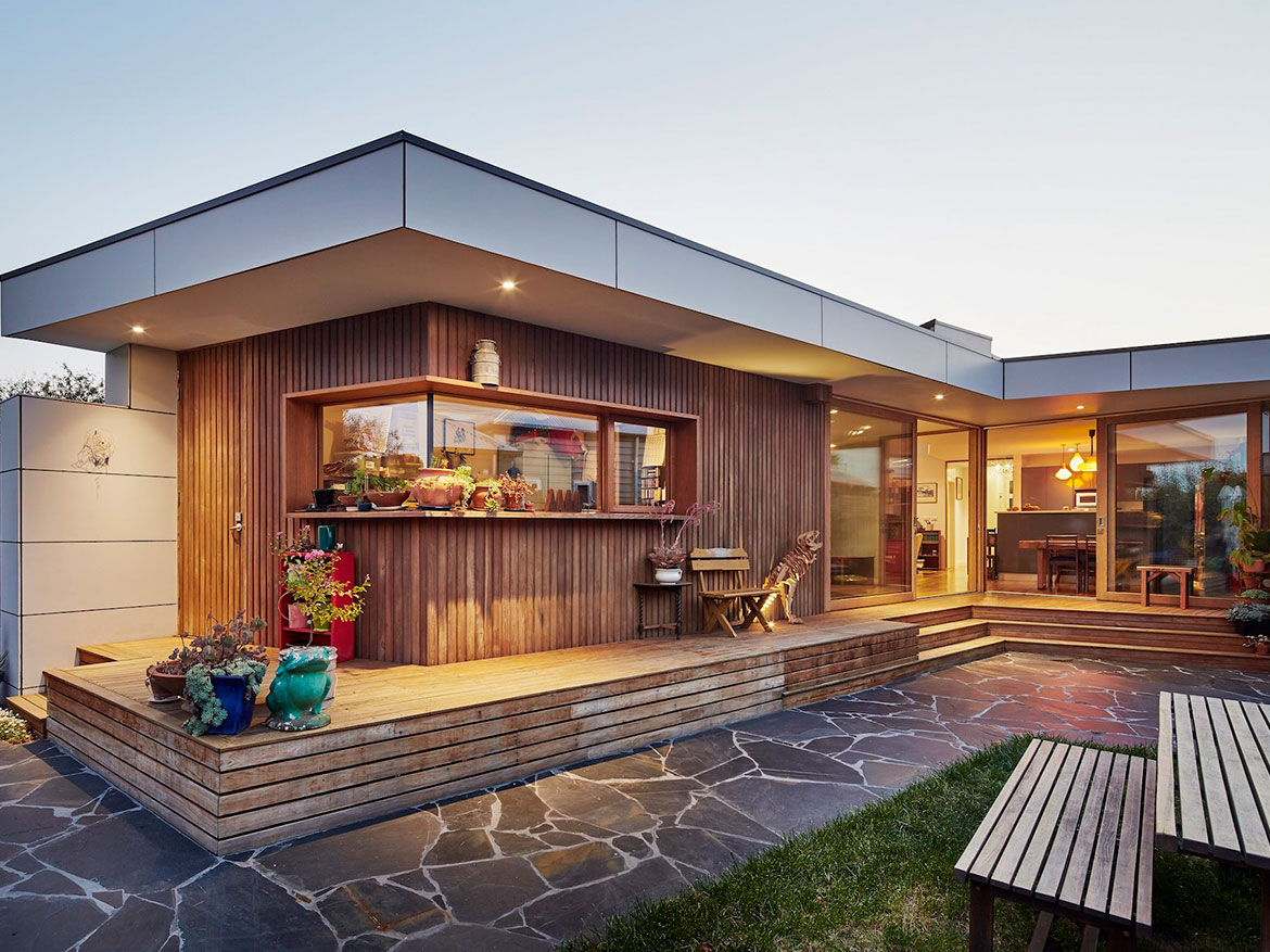 Read more about the article Modern wood home